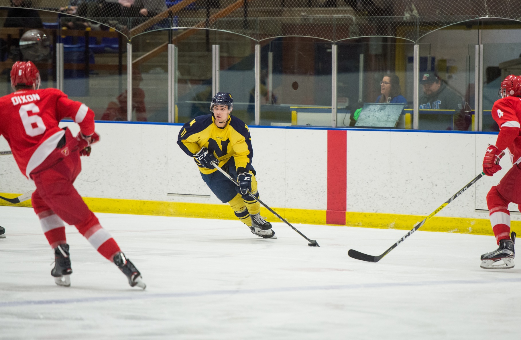 OOKS LOSE LAST HOME GAME IN 2OT
